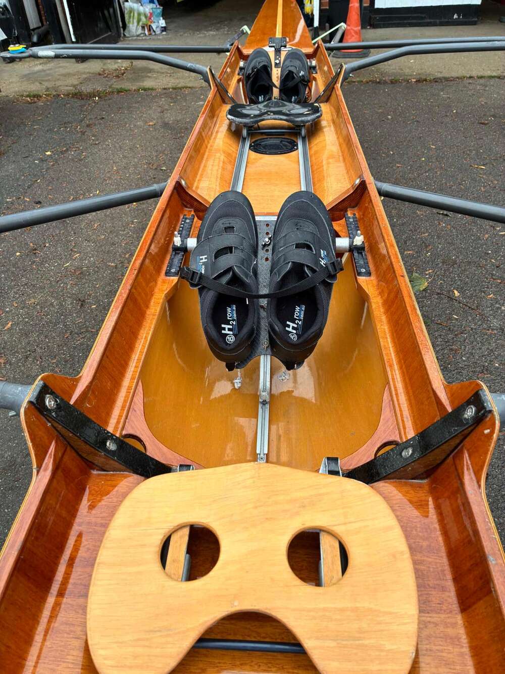 Light to mid-weight CD Custom Double scull